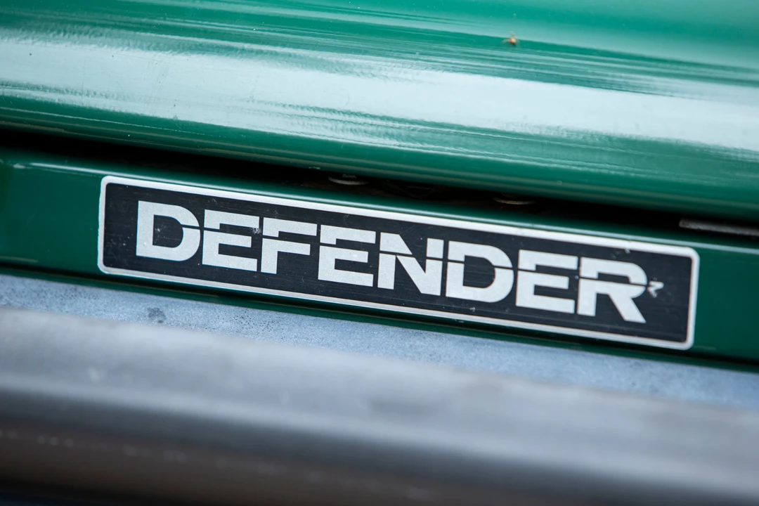 2004 Land Rover Defender 90 - Image 5 of 17