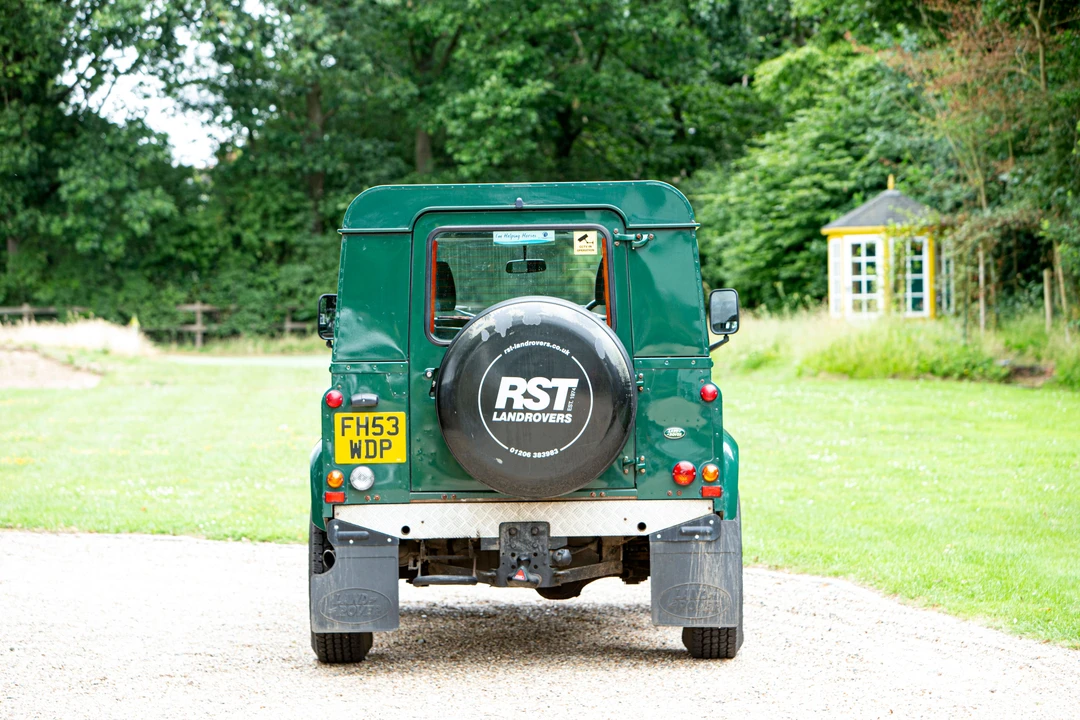 2004 Land Rover Defender 90 - Image 11 of 17