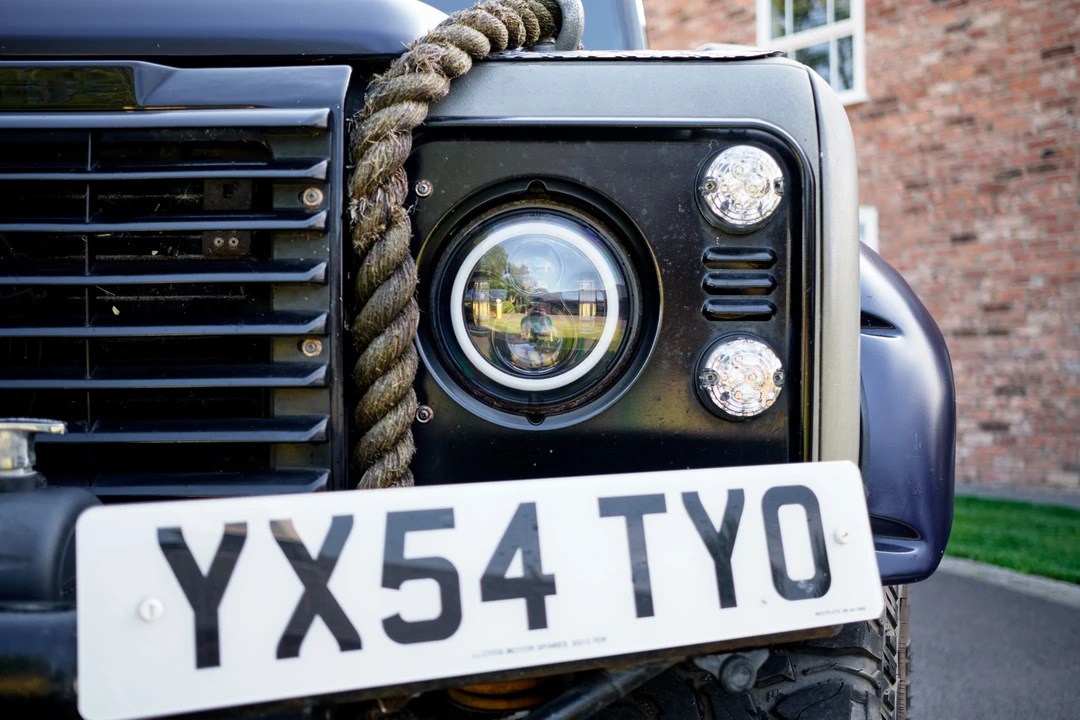2004 Land Rover Defender 90 - Image 25 of 31
