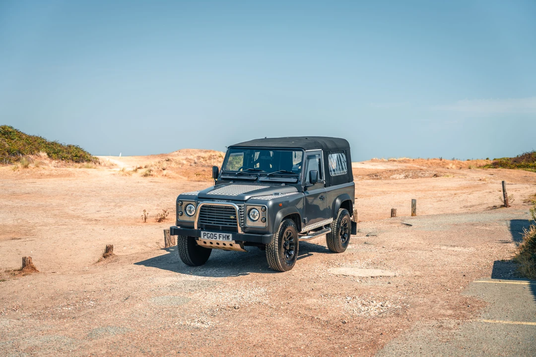 2004 Land Rover Defender 90 - Image 16 of 31