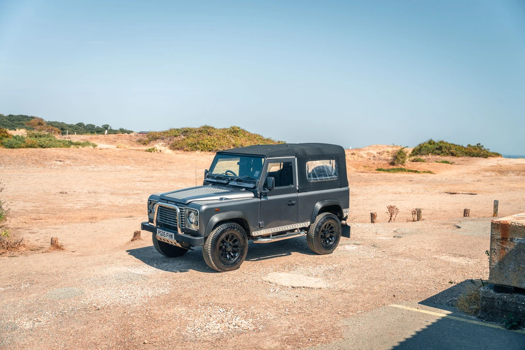 2004 Land Rover Defender 90 - Image 24 of 31