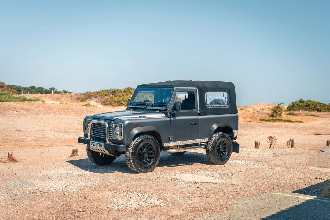 2004 Land Rover Defender 90 - Image 25 of 31