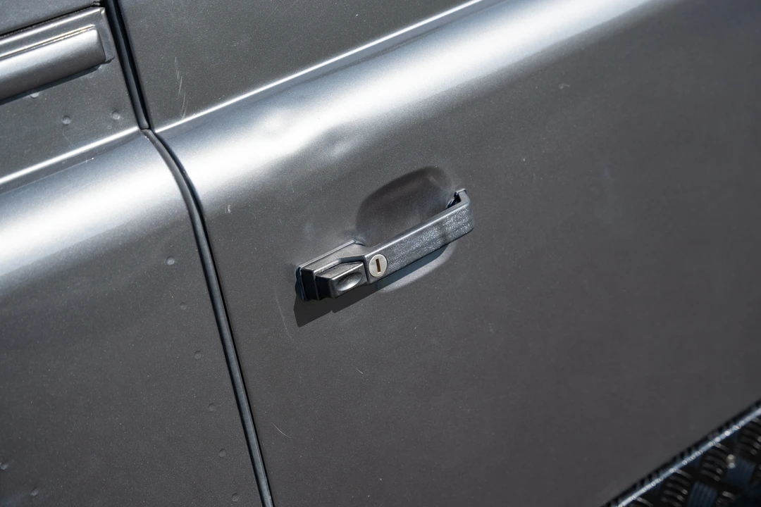 2004 Land Rover Defender 90 - Image 12 of 31