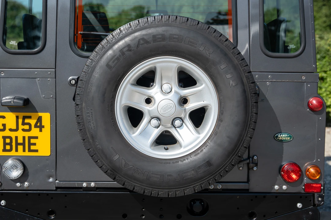 2004 Land Rover Defender 90 - Image 21 of 31