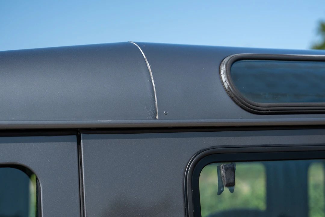 2004 Land Rover Defender 90 - Image 29 of 31