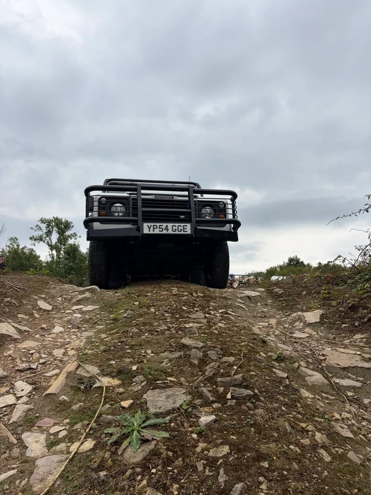 2004 Land Rover Defender 90 - Image 2 of 30