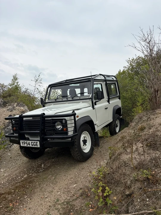 2004 Land Rover Defender 90 - Image 12 of 30