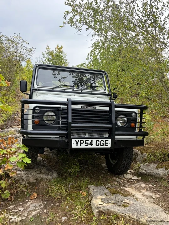 2004 Land Rover Defender 90 - Image 16 of 30