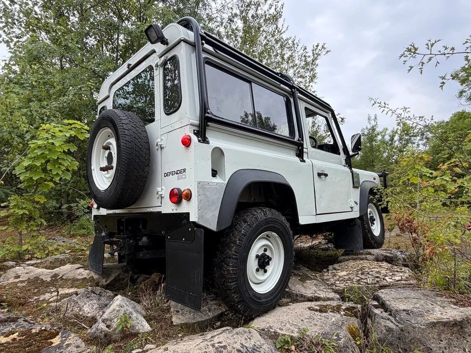 2004 Land Rover Defender 90 - Image 18 of 30
