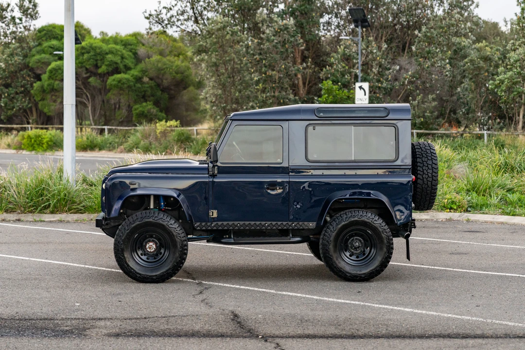 2004 Land Rover Defender 90 - Image 4 of 31