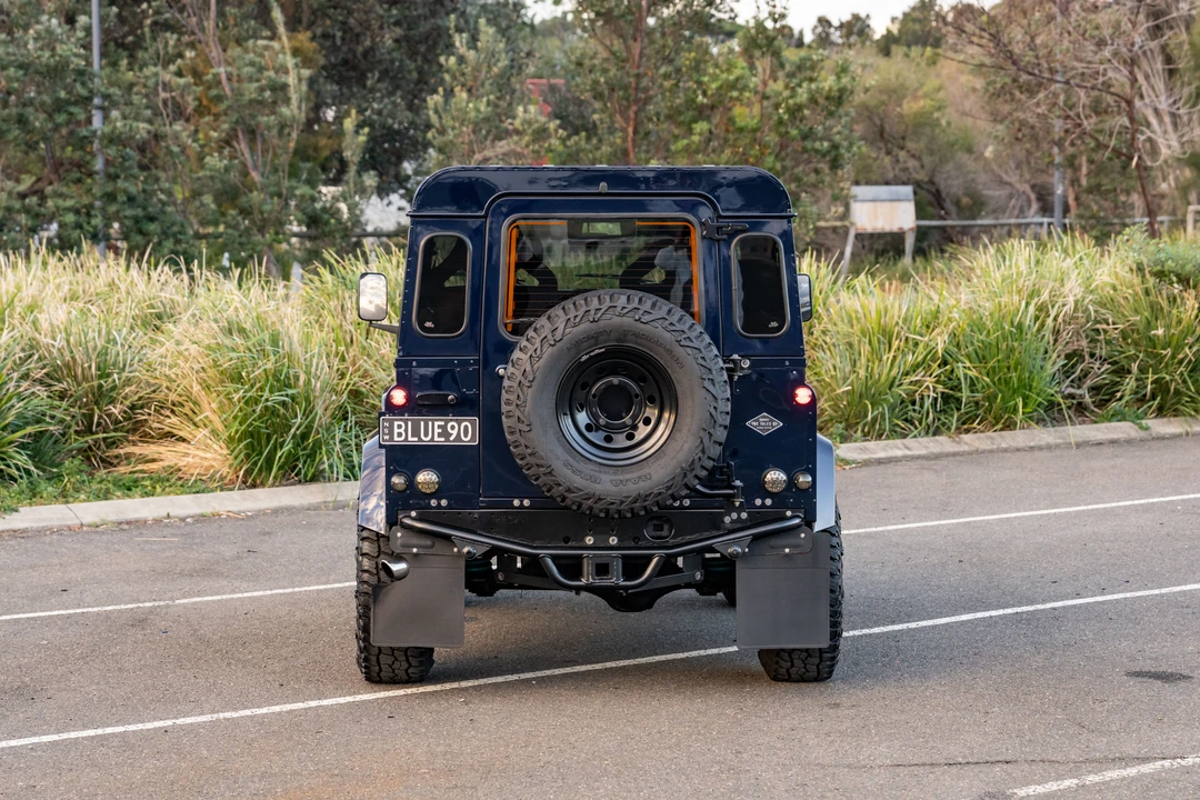 2004 Land Rover Defender 90 - Image 14 of 31