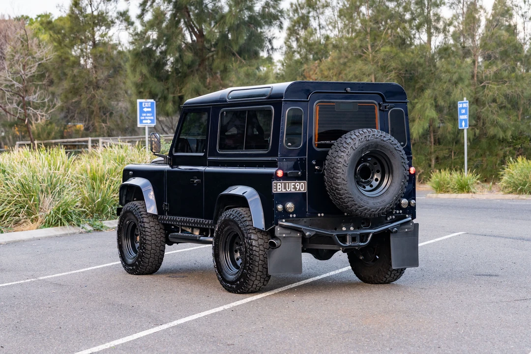 2004 Land Rover Defender 90 - Image 5 of 31