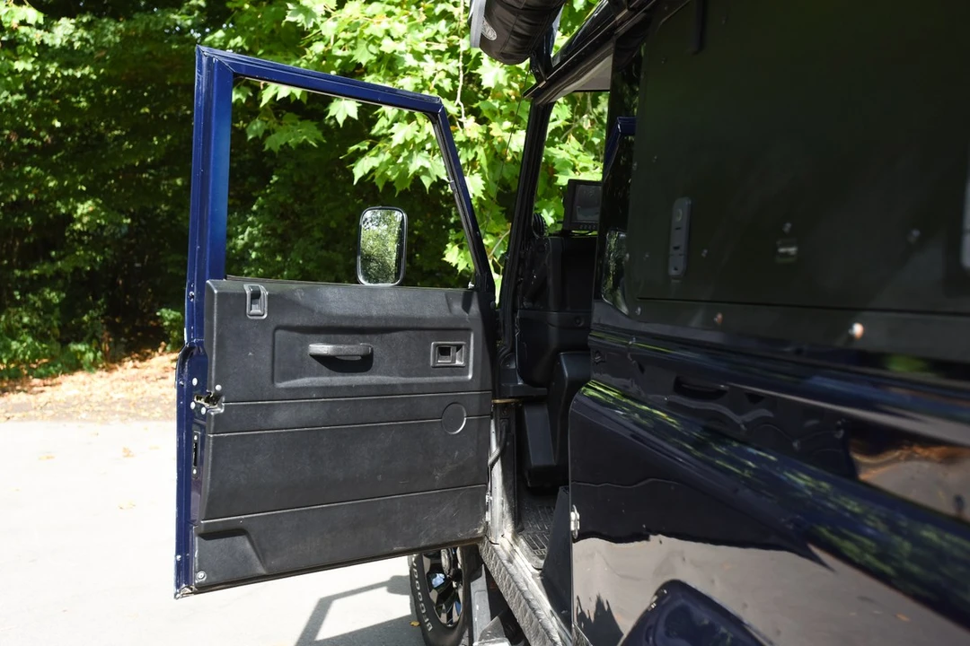 2004 Land Rover Defender 90 - Image 26 of 30