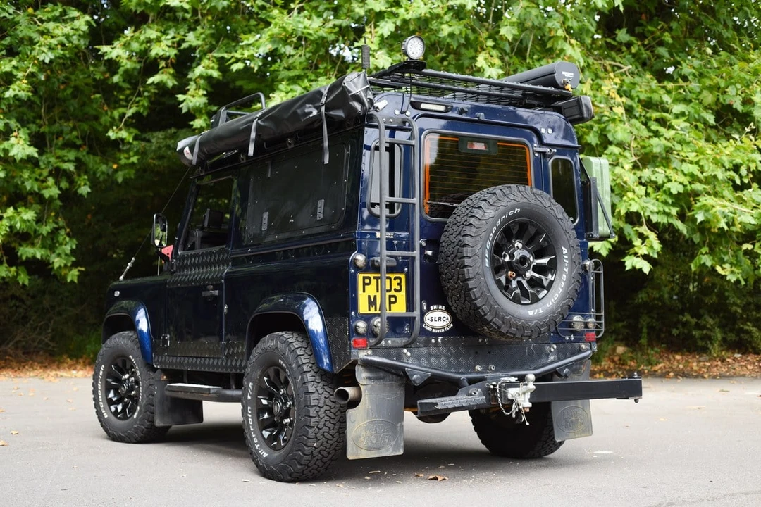2004 Land Rover Defender 90 - Image 13 of 30