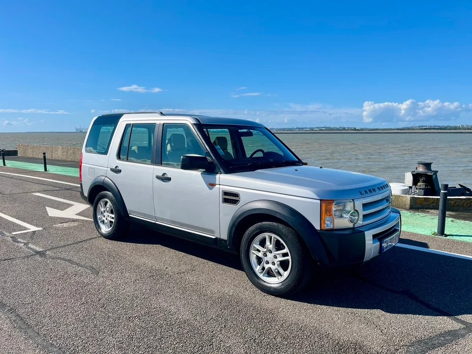 2004 Land Rover Discovery 3rd Gen - Image 9 of 30