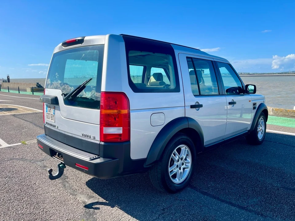 2004 Land Rover Discovery 3rd Gen - Image 16 of 30