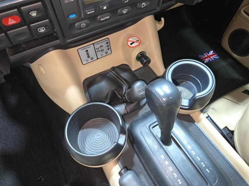 2004 Land Rover Discovery 2nd Gen - Image 10 of 12