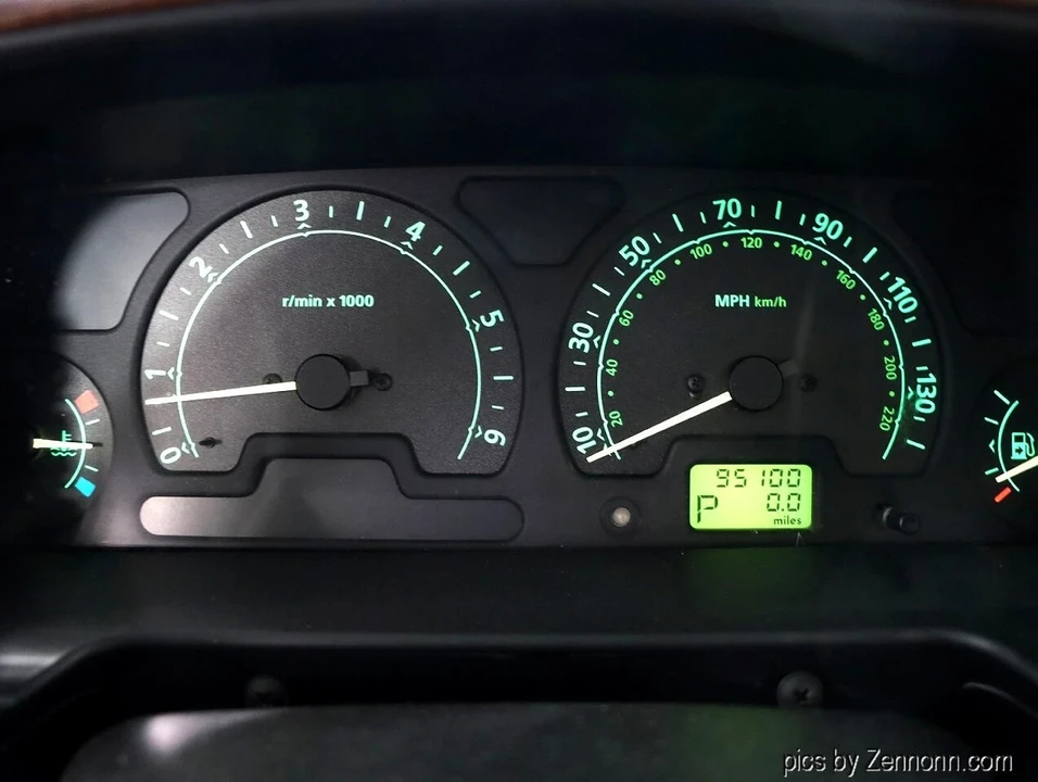 2004 Land Rover Discovery 2nd Gen - Image 17 of 21
