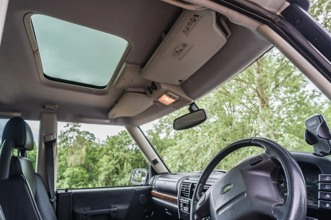 2004 Land Rover Discovery 2nd Gen - Image 27 of 30