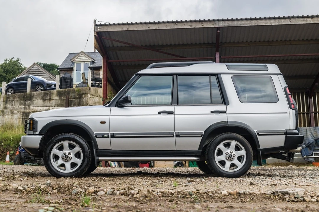 2004 Land Rover Discovery 2nd Gen - Image 11 of 30