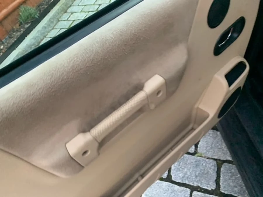 2004 Land Rover Discovery 2nd Gen - Image 15 of 18