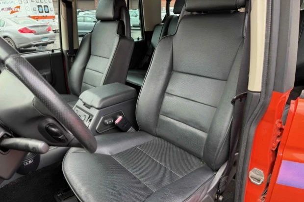 2004 Land Rover Discovery 2nd Gen - Image 4 of 7