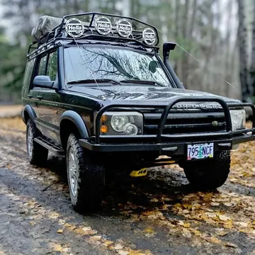 2004 Land Rover Discovery II HSE Overland Build