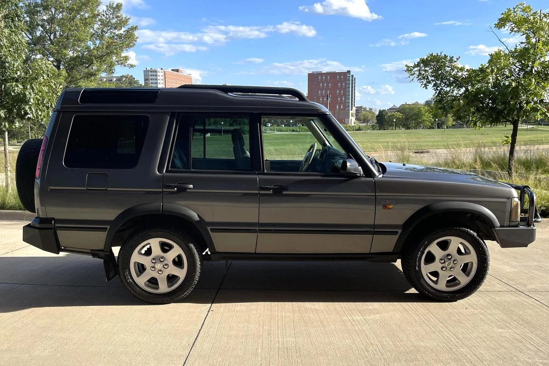 2004 Land Rover Discovery 2nd Gen - Image 3 of 31