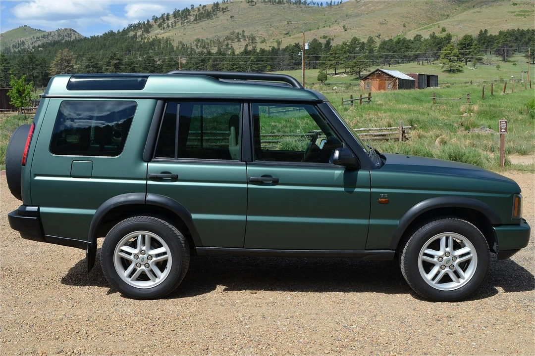 2004 Land Rover Discovery 2nd Gen - Image 3 of 12