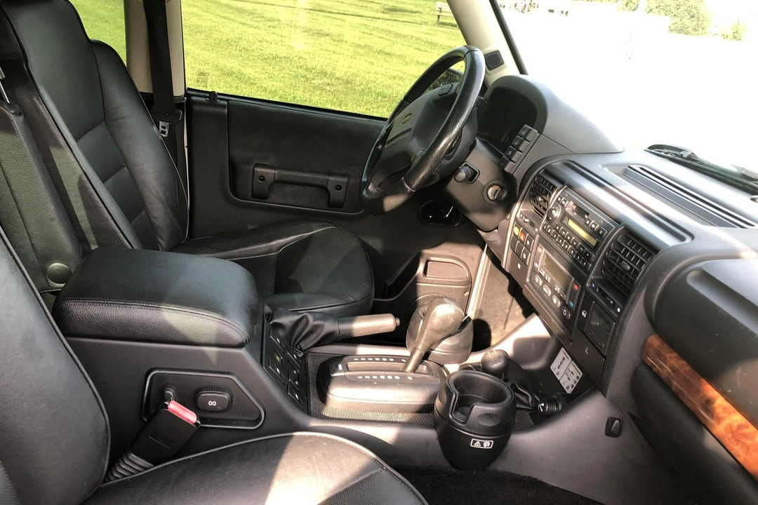 2004 Land Rover Discovery 2nd Gen - Image 30 of 31