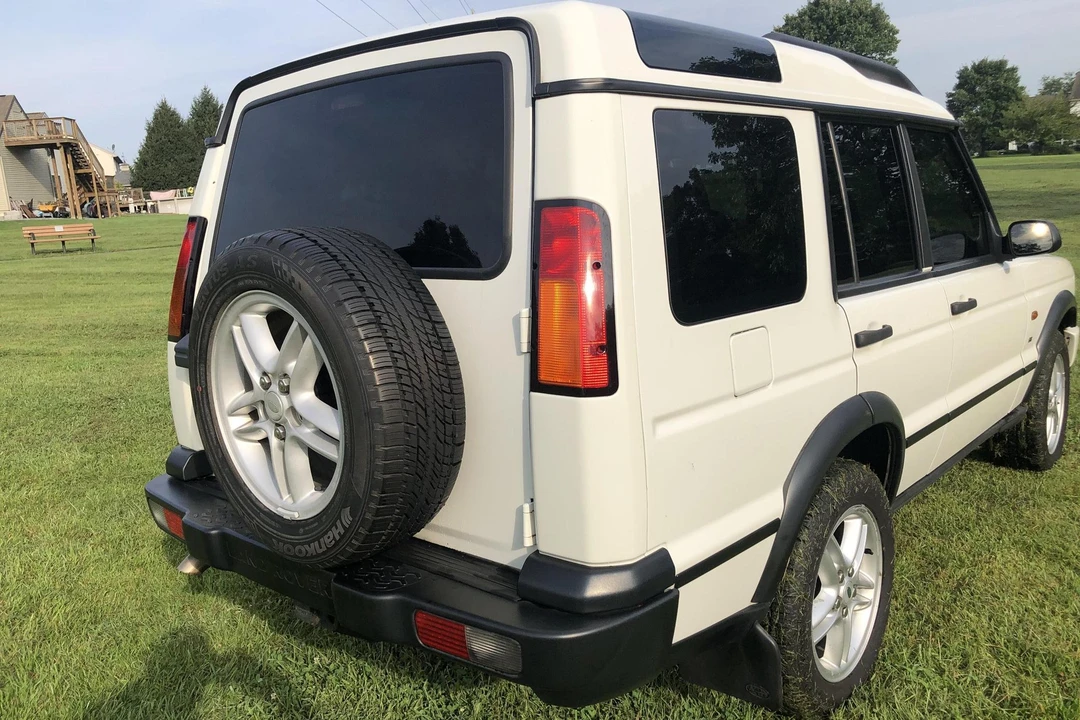 2004 Land Rover Discovery 2nd Gen - Image 17 of 31
