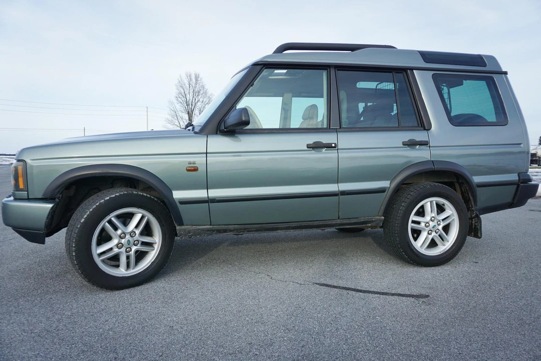 2004 Land Rover Discovery 2nd Gen - Image 2 of 20