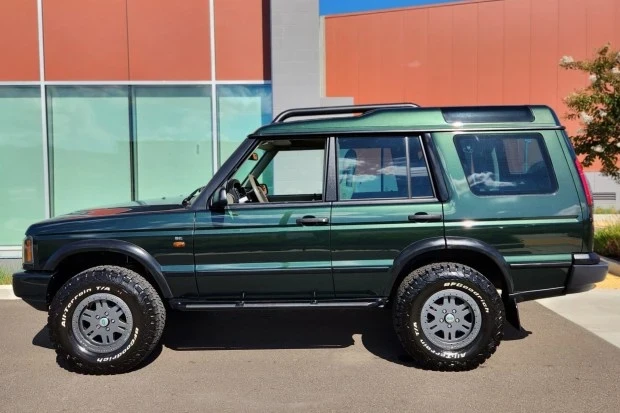 2004 Land Rover Discovery 2nd Gen - Image 3 of 7