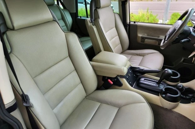 2004 Land Rover Discovery 2nd Gen - Image 4 of 7