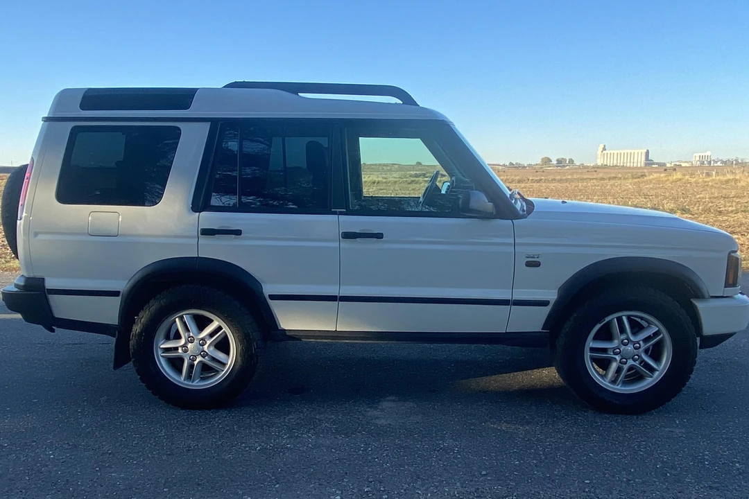 2004 Land Rover Discovery 2nd Gen - Image 3 of 11