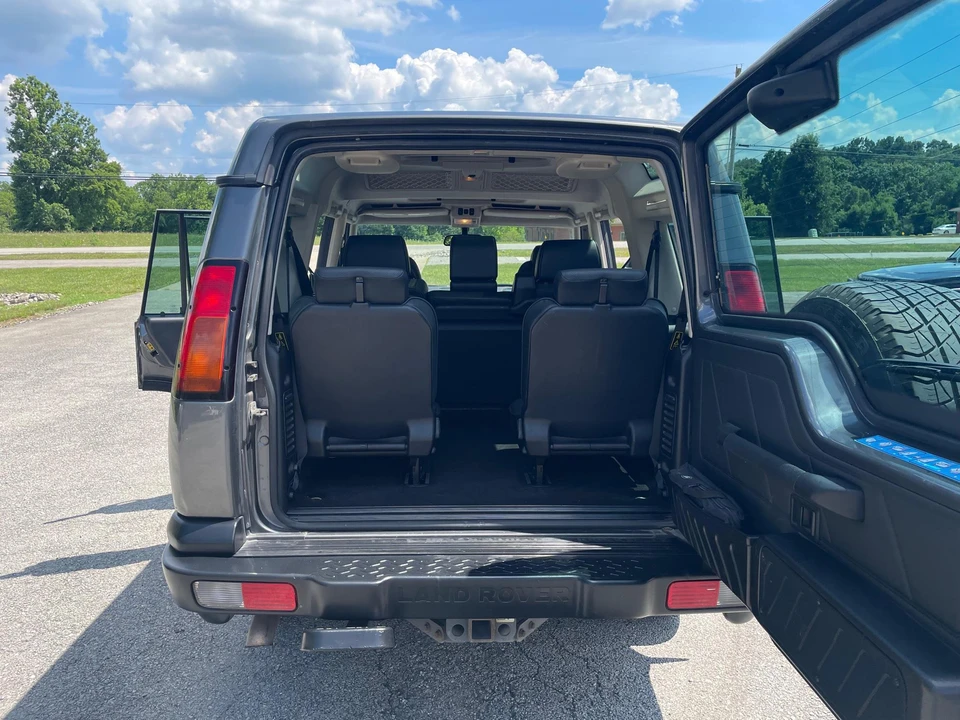 2004 Land Rover Discovery 2nd Gen - Image 14 of 31