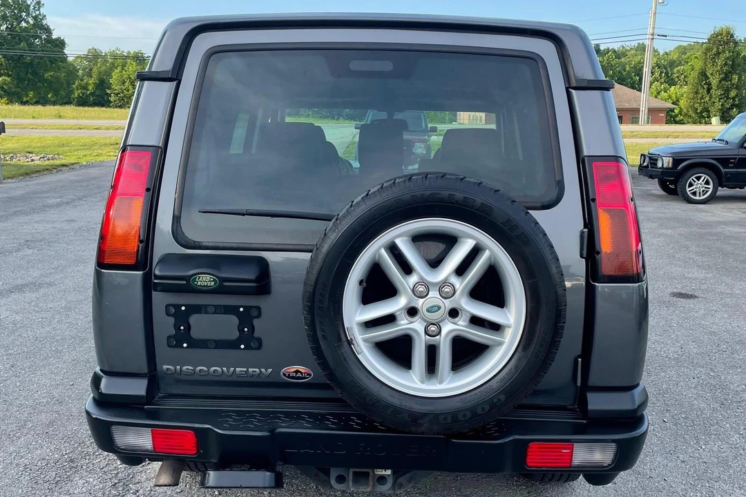 2004 Land Rover Discovery 2nd Gen - Image 5 of 31