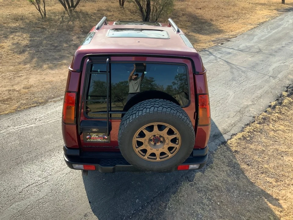 2004 Land Rover Discovery 2nd Gen - Image 5 of 12