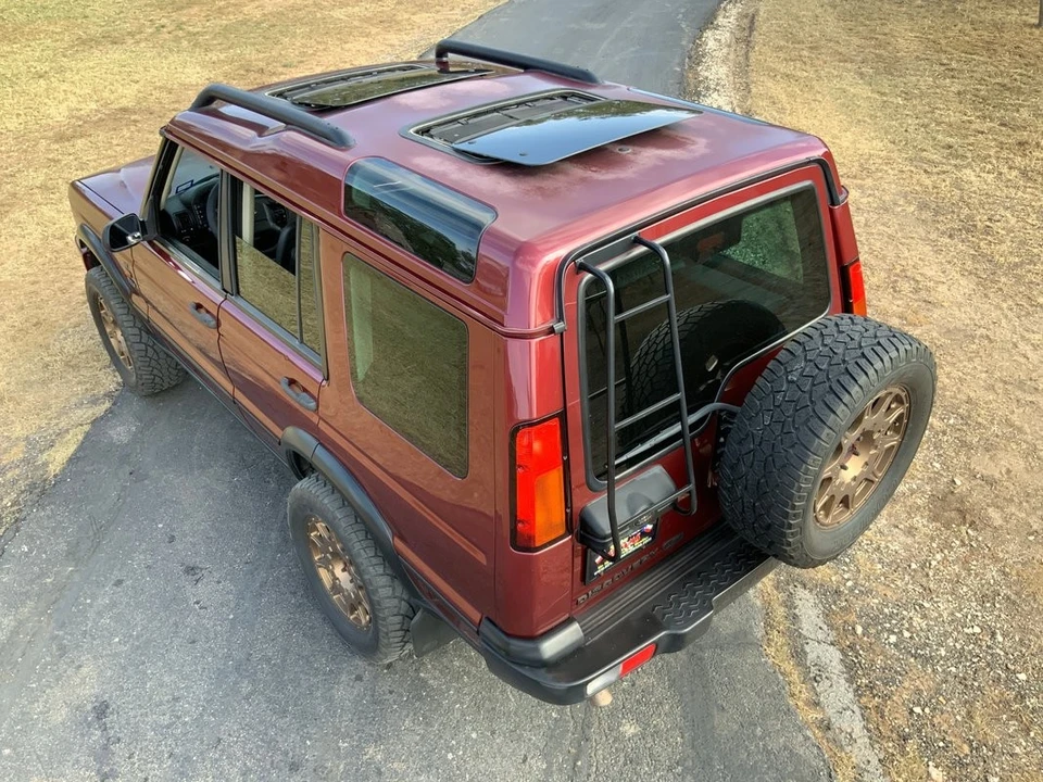 2004 Land Rover Discovery 2nd Gen - Image 3 of 12