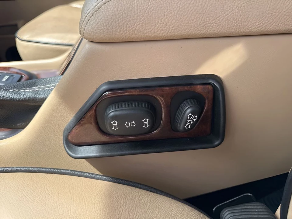 2004 Land Rover Discovery 2nd Gen - Image 13 of 21