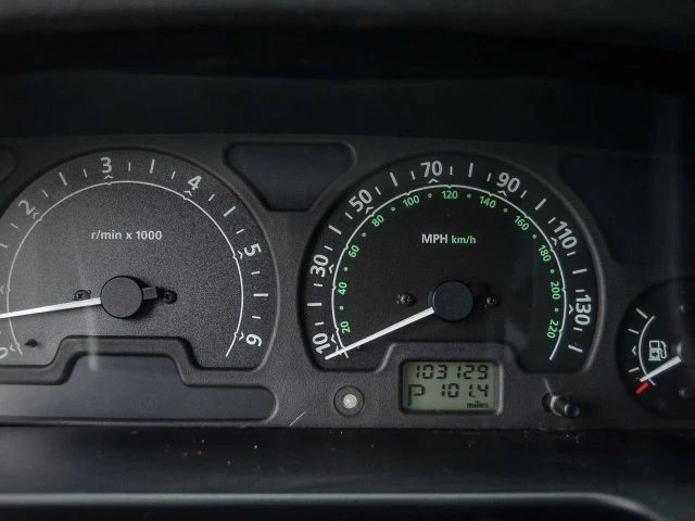 2004 Land Rover Discovery 2nd Gen - Image 27 of 31