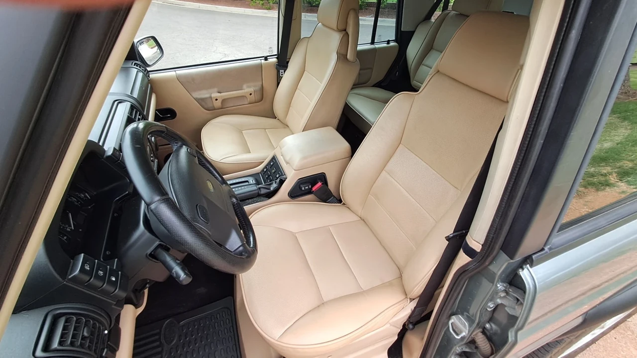 2004 Land Rover Discovery 2nd Gen - Image 11 of 21