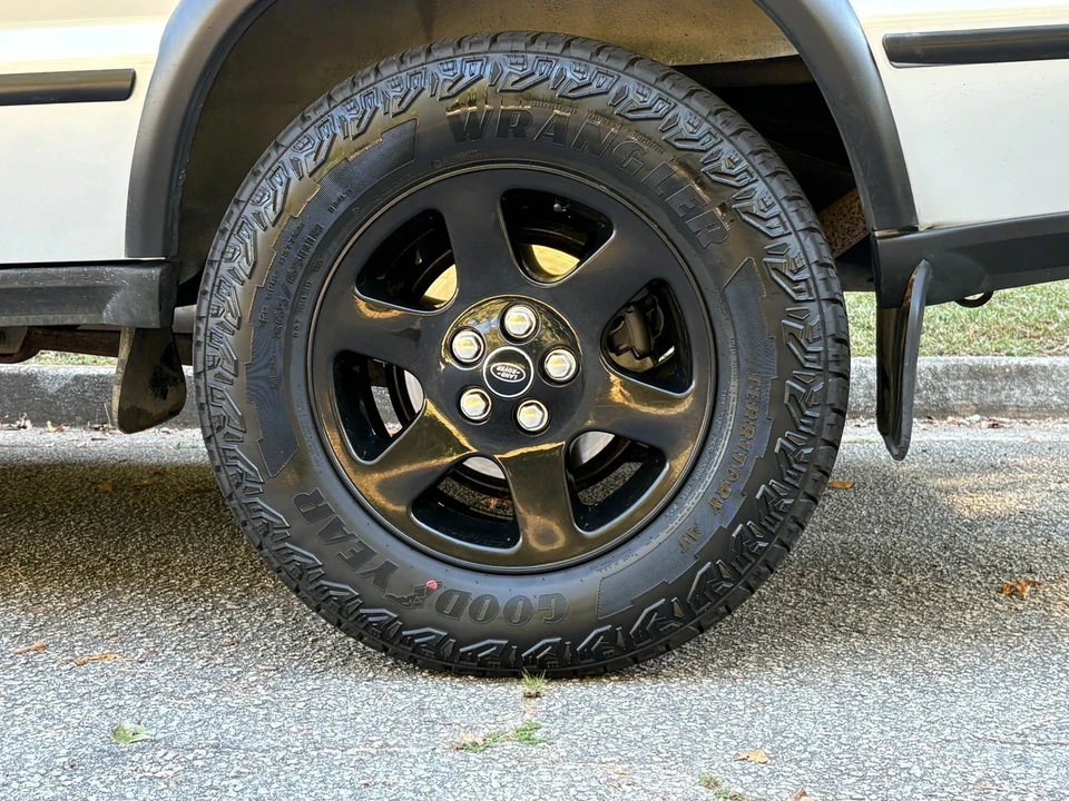 2004 Land Rover Discovery 2nd Gen - Image 13 of 21