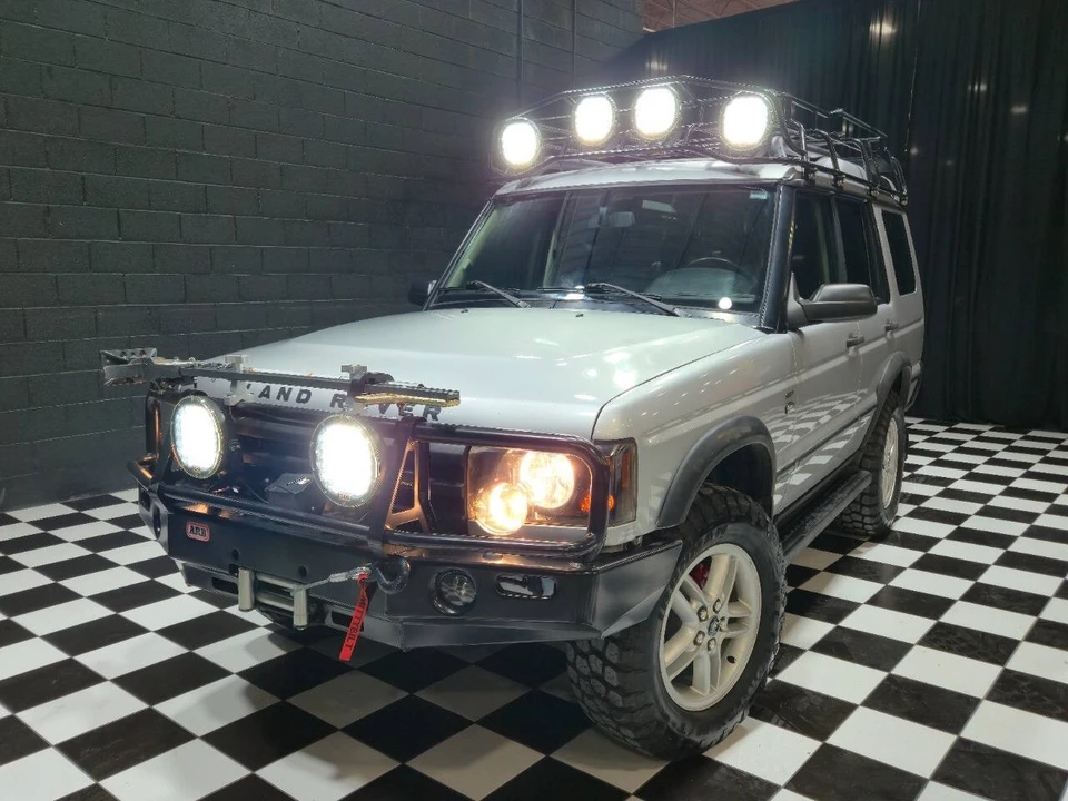 2004 Land Rover Discovery 2nd Gen - Image 2 of 21