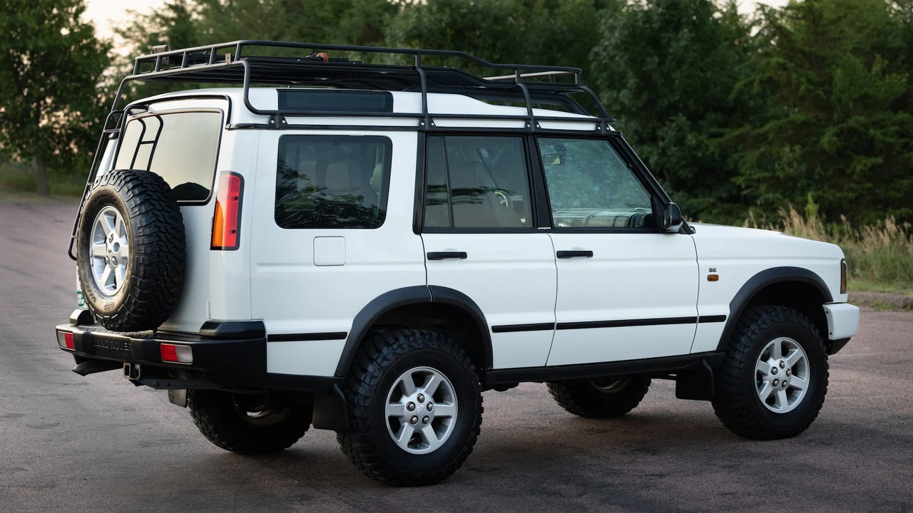 2004 Land Rover Discovery 2nd Gen - Image 3 of 20