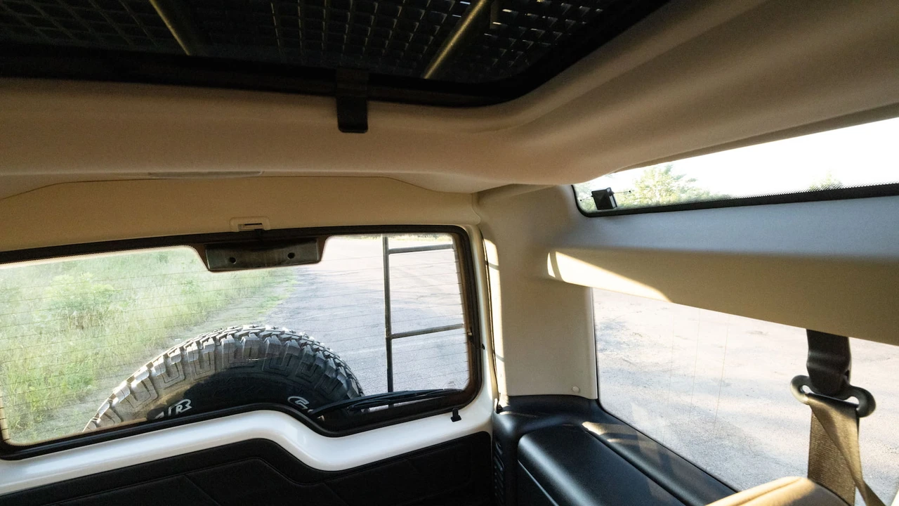2004 Land Rover Discovery 2nd Gen - Image 12 of 20