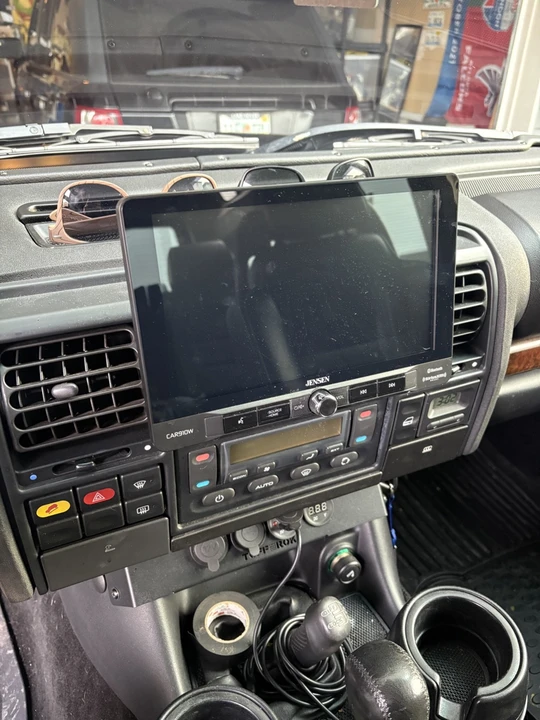 2004 Land Rover Discovery 2nd Gen - Image 9 of 12