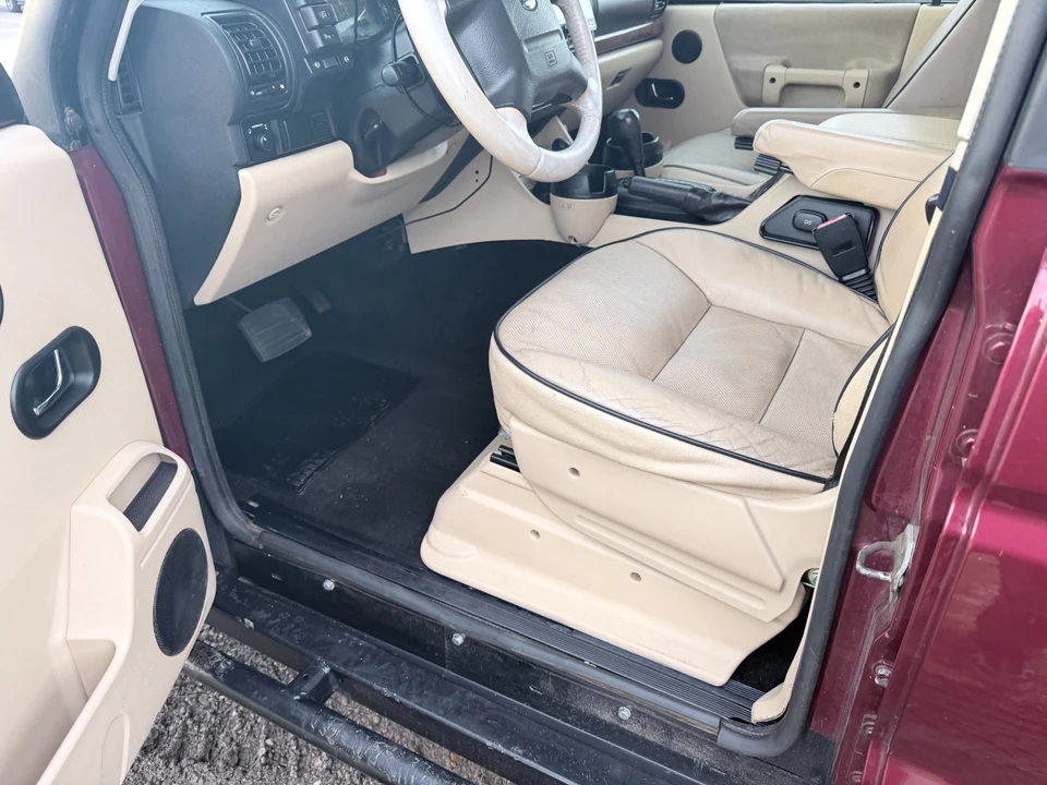2004 Land Rover Discovery 2nd Gen - Image 13 of 21