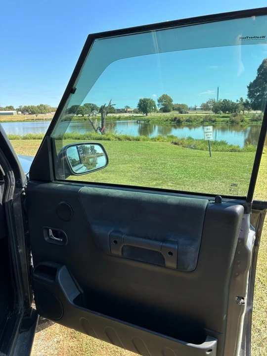 2004 Land Rover Discovery 2nd Gen - Image 12 of 21