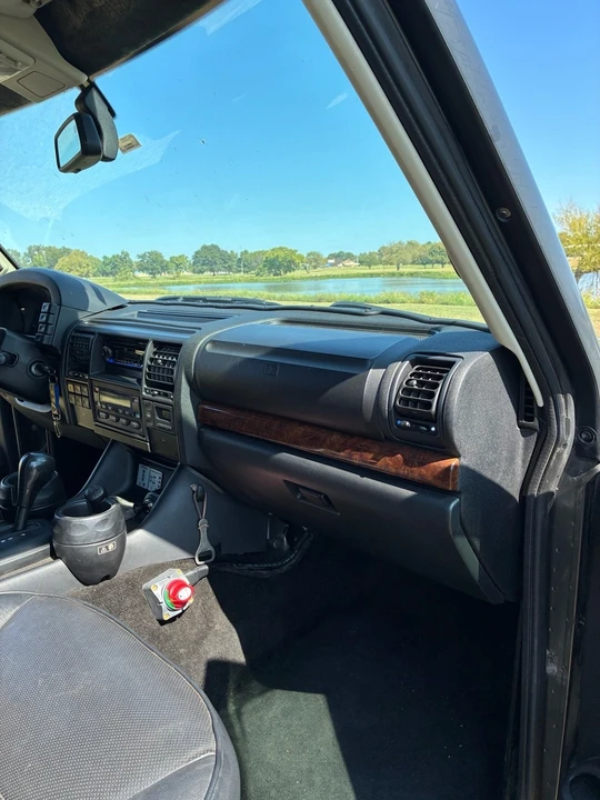 2004 Land Rover Discovery 2nd Gen - Image 11 of 21